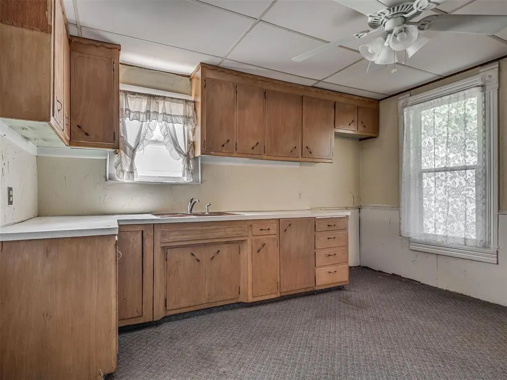 Photo 20 — 208 N Cheyenne Avenue, Geary, OK 73040