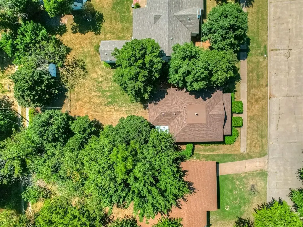 Photo 44 — 208 N Cheyenne Avenue, Geary, OK 73040