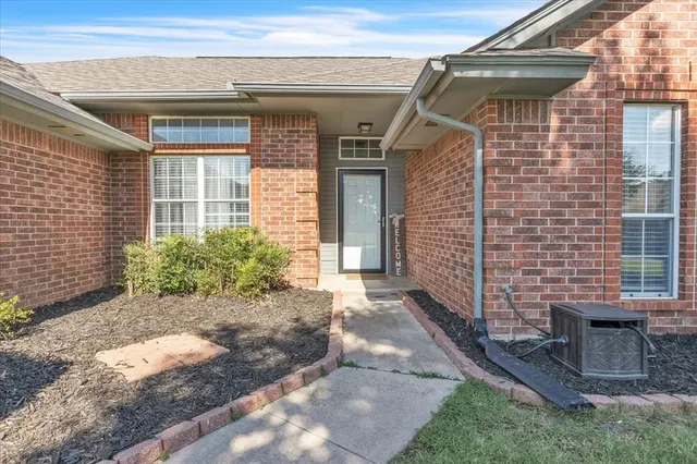 Photo 2 — 8000 N Mckee Boulevard, Oklahoma City, OK 73132