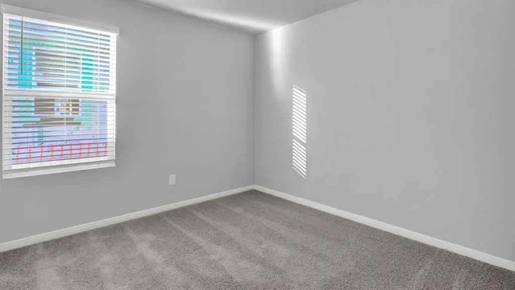 Photo 12 — 10709 Red Thistle Drive, Oklahoma City, OK 73131