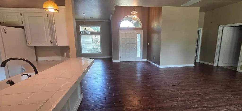 Photo 3 — 832 W Adams Street, Purcell, OK 73080