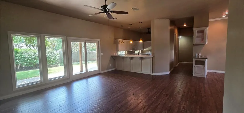 Photo 4 — 832 W Adams Street, Purcell, OK 73080