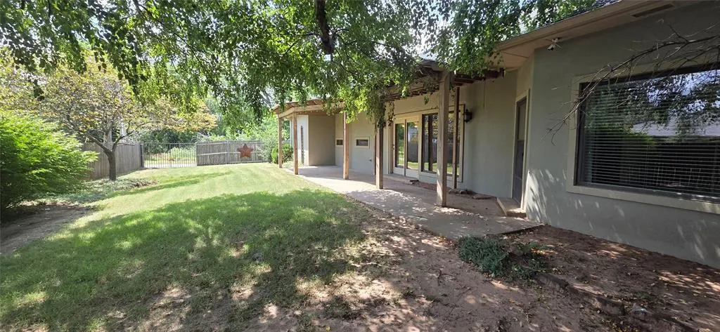 Photo 26 — 832 W Adams Street, Purcell, OK 73080