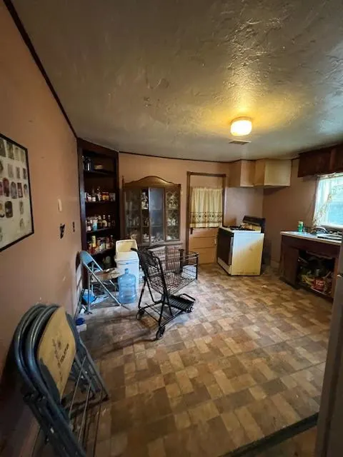 Photo 5 — 1714 NE 34th Street, Oklahoma City, OK 73111
