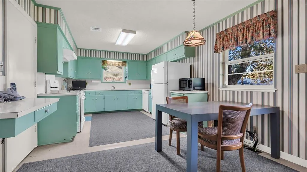 Photo 15 — 820 Virginia Lane, Ardmore, OK 73401