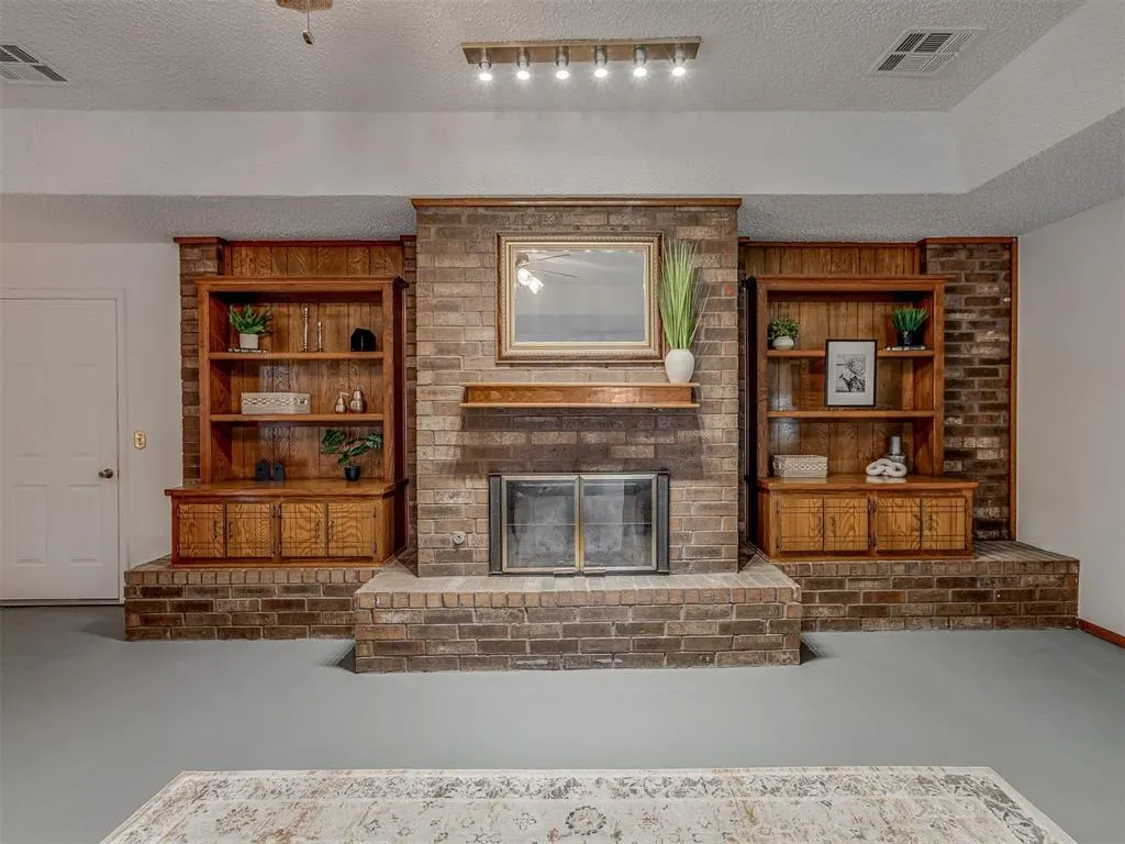Photo 8 — 8917 NW 92nd Street, Oklahoma City, OK 73132