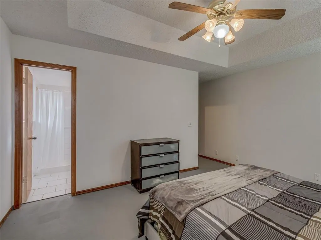 Photo 21 — 8917 NW 92nd Street, Oklahoma City, OK 73132
