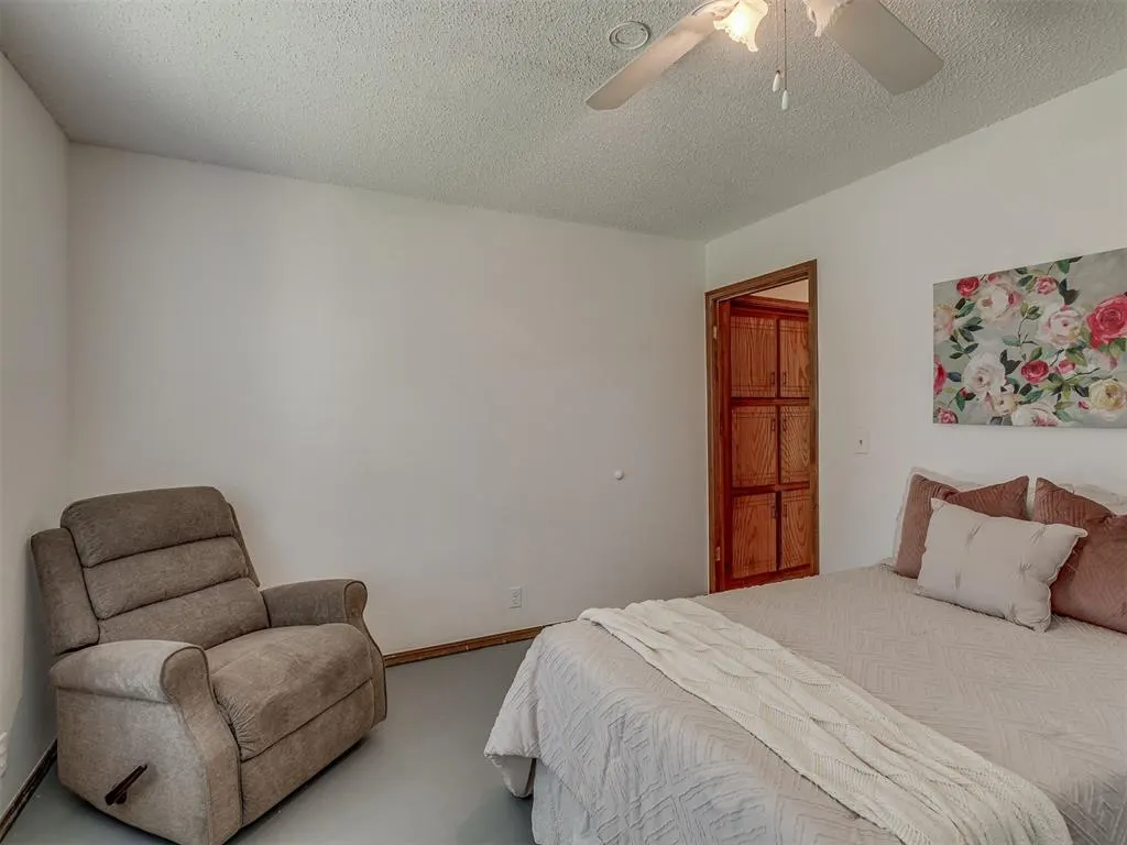 Photo 28 — 8917 NW 92nd Street, Oklahoma City, OK 73132