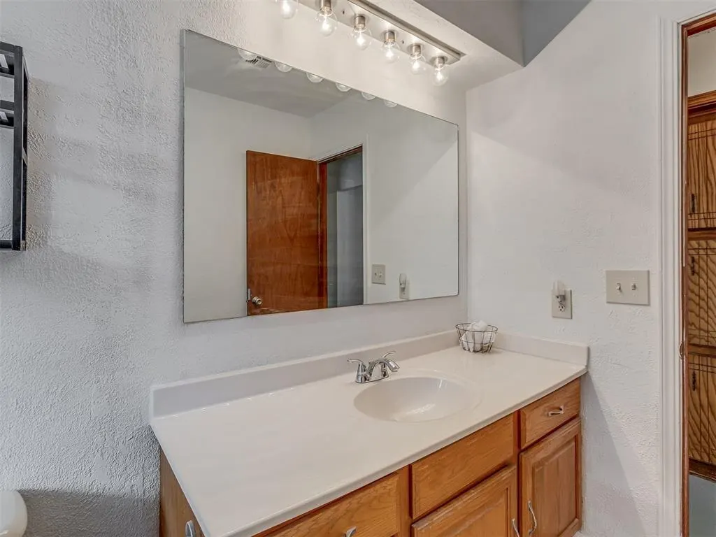 Photo 30 — 8917 NW 92nd Street, Oklahoma City, OK 73132