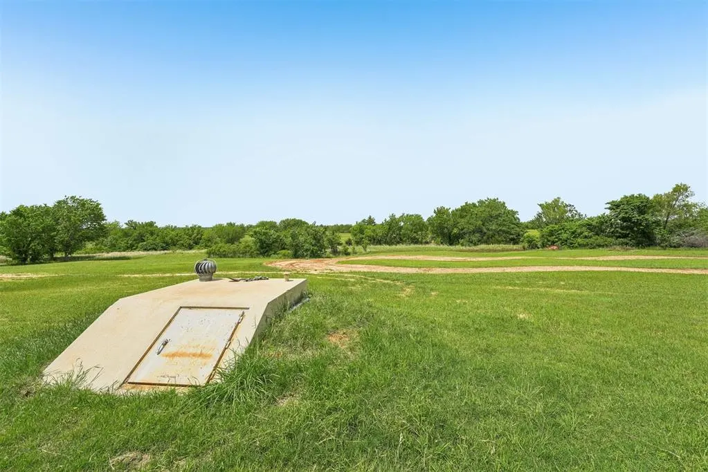 Photo 39 — 18421 State Highway 24, Purcell, OK 73080