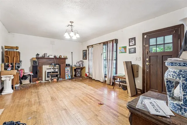 Photo 4 — 5812 NW 56th Street, Warr Acres, OK 73122