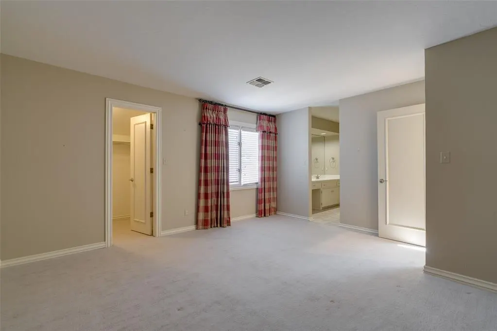 Photo 23 — 2825 NW Grand Boulevard 14, Oklahoma City, OK 73116