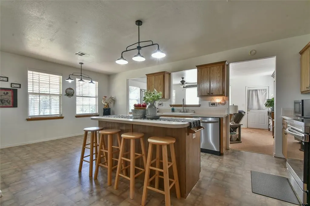 Photo 7 — 22183 Jean Amerson Drive, Tecumseh, OK 74873