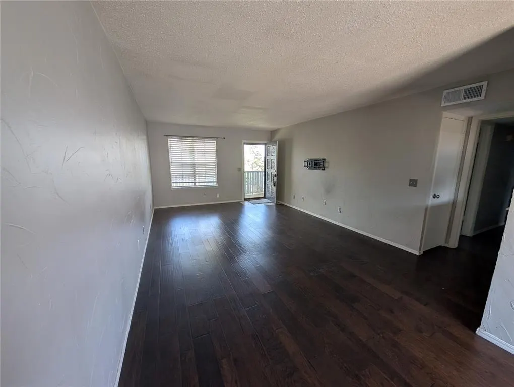 Photo 20 — 11327 N May Avenue C, Oklahoma City, OK 73120