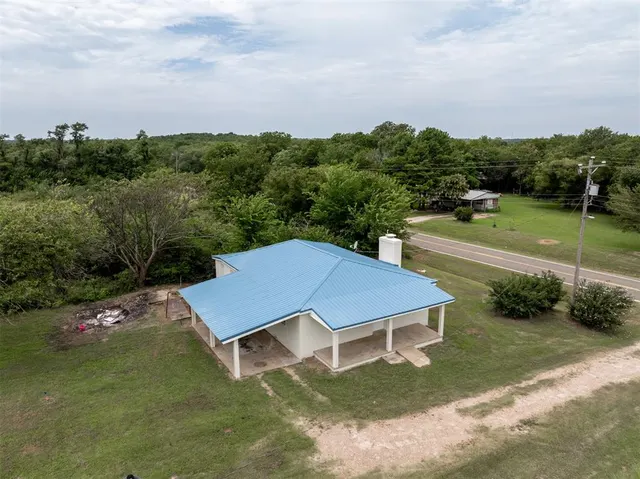 Photo 5 — 371127 48 Highway, Okemah, OK 74859