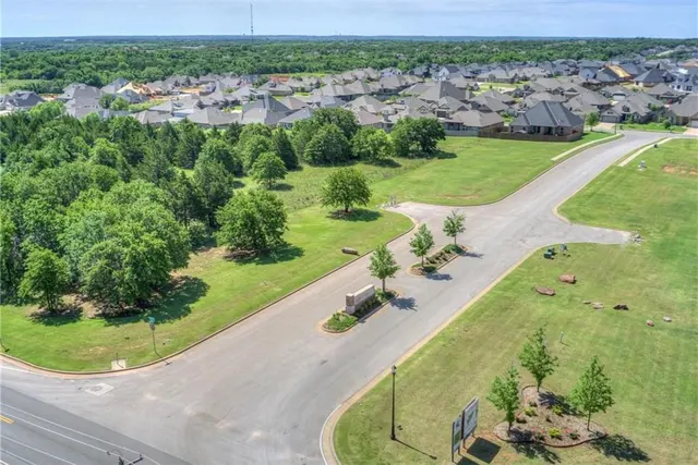 Photo 2 — 6200 E Covell Road, Edmond, OK 73034