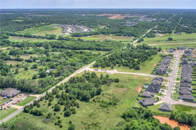 Photo 6 — 6200 E Covell Road, Edmond, OK 73034