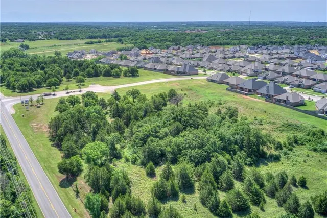 Photo 7 — 6200 E Covell Road, Edmond, OK 73034