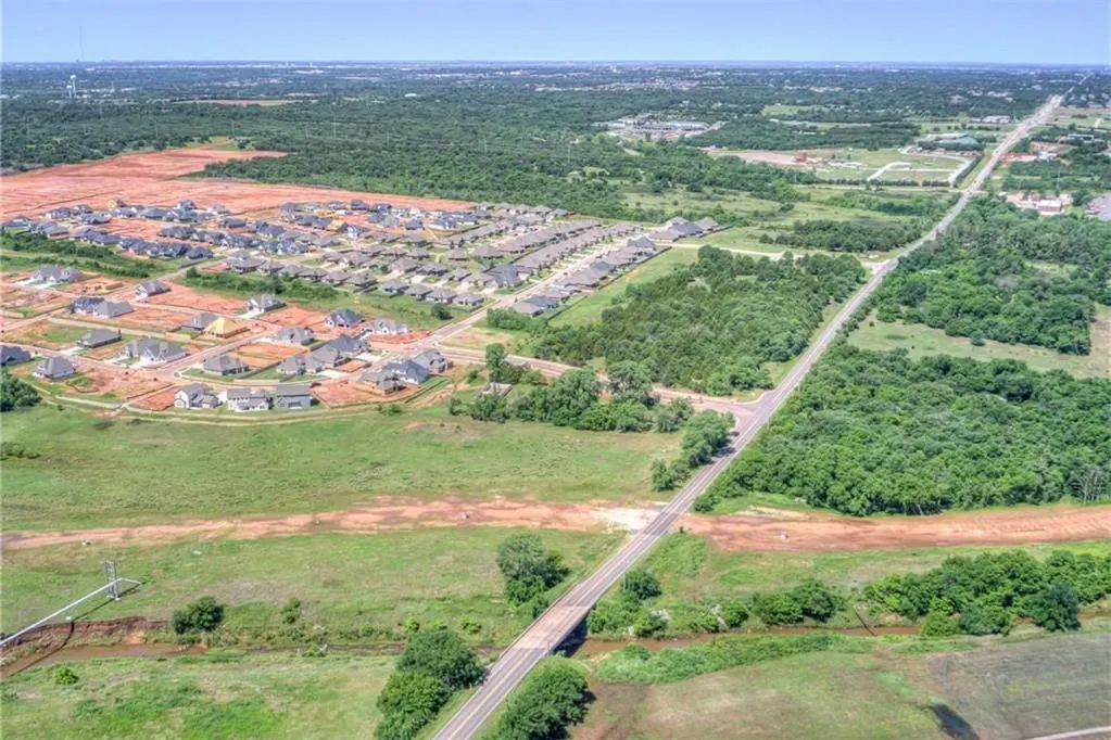 Photo 10 — 6200 E Covell Road, Edmond, OK 73034