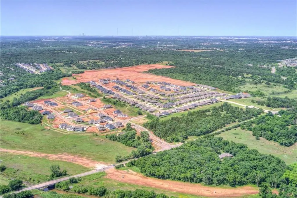 Photo 16 — 6200 E Covell Road, Edmond, OK 73034