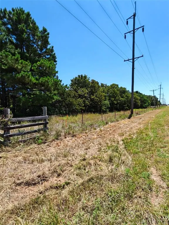 Photo 2 — 6363 NE 120TH Avenue, Norman, OK 73026