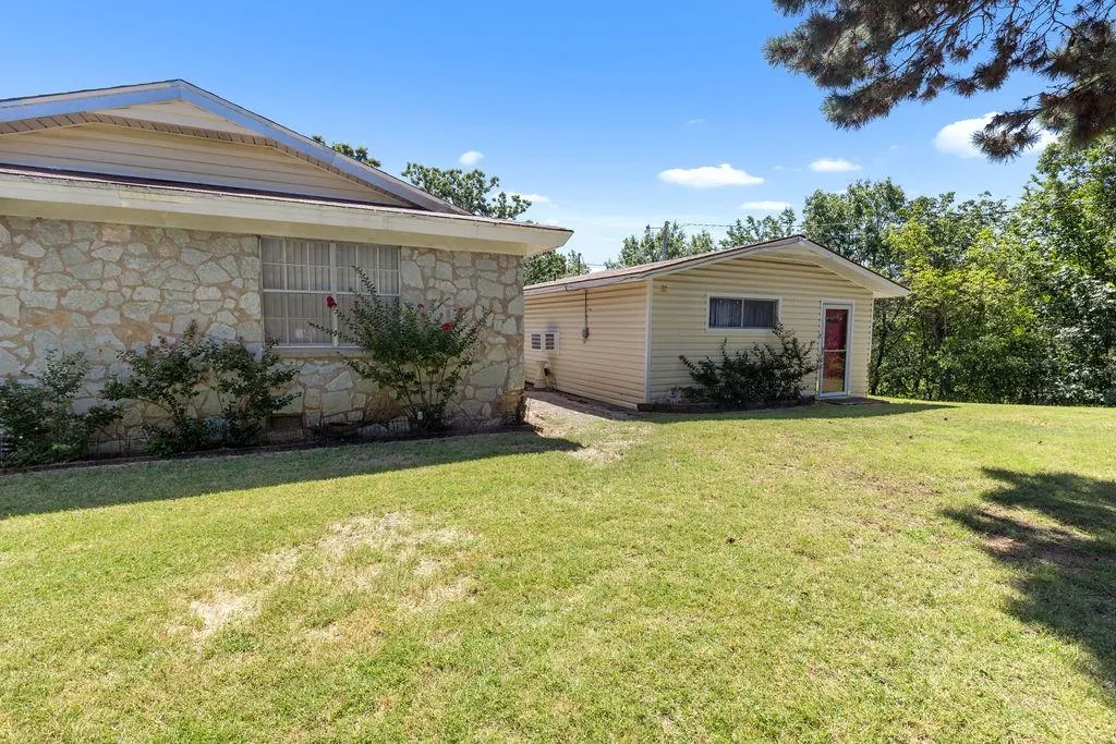 Photo 3 — 4015 Forrest Road, Sulphur, OK 73086