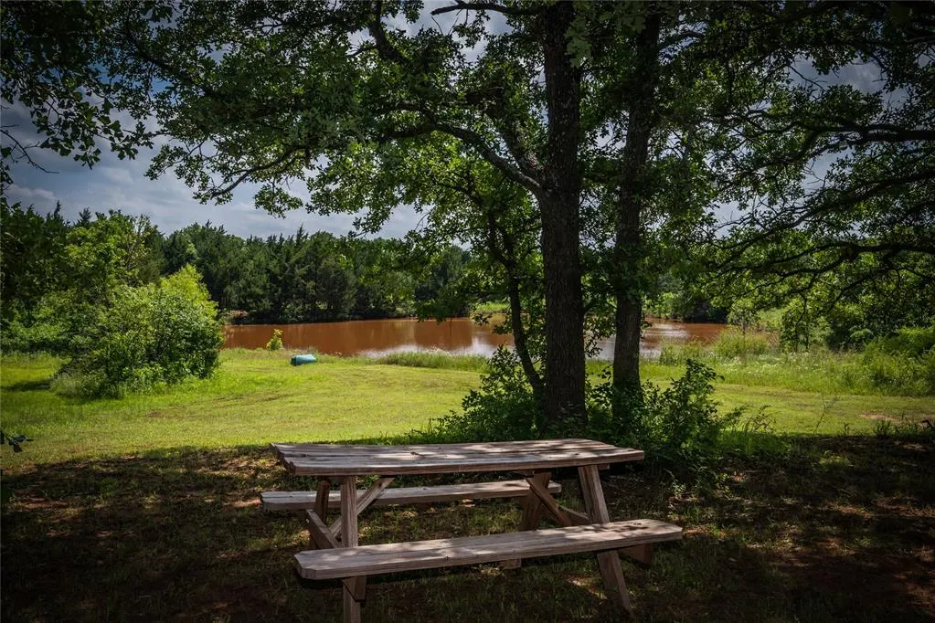 Photo 7 — 17371 E Cooksey Road, Coyle, OK 73027