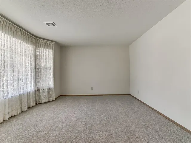 Photo 7 — 7000 N Libby Avenue, Oklahoma City, OK 73132