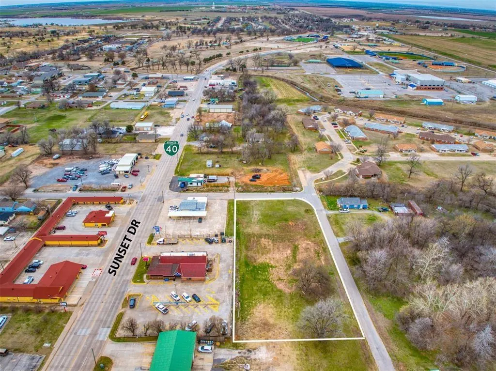 Photo 5 — 1200 Sunset Drive, El Reno, OK 73036