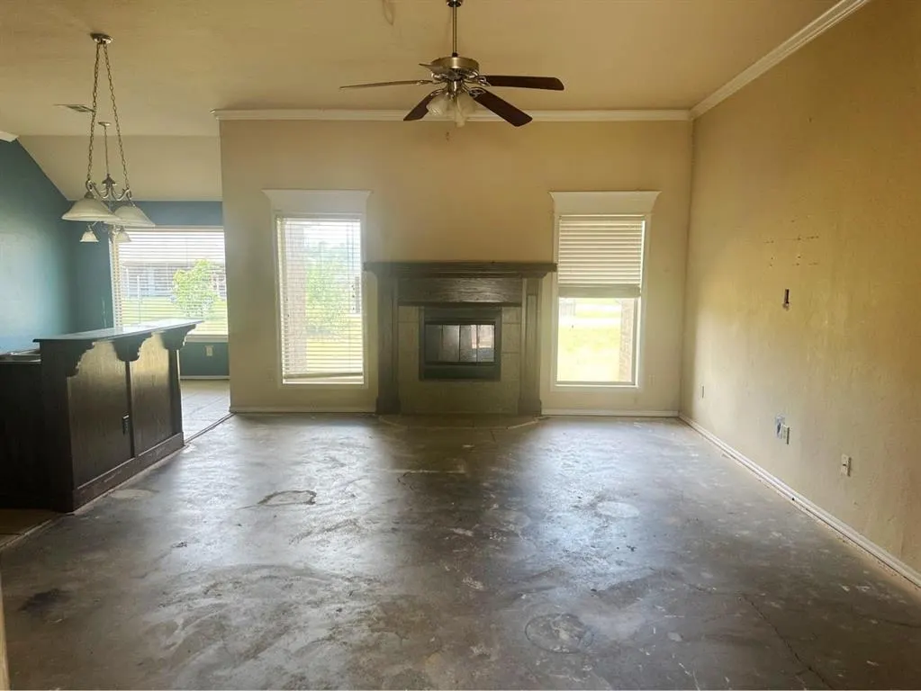 Photo 9 — 633 N Nebraska Avenue, Oklahoma City, OK 73117
