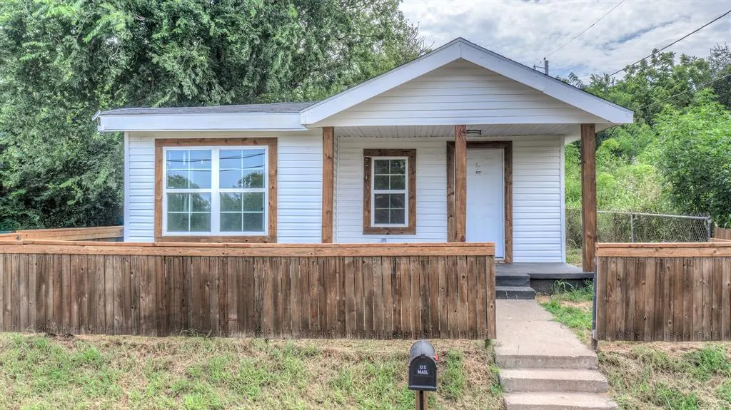 Front exterior — 3512 N Rhode Island Avenue, Oklahoma City, OK 73111