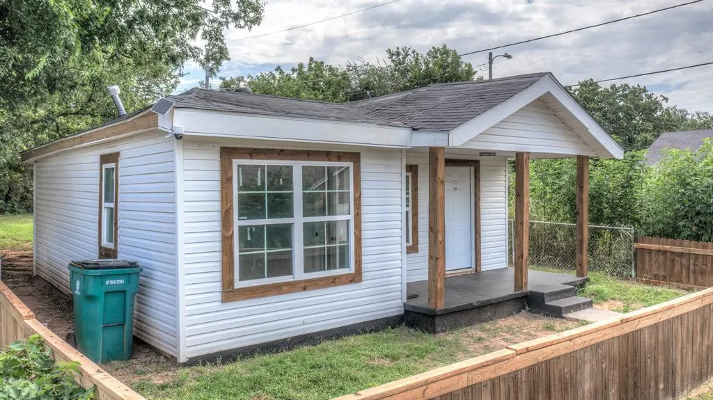 Photo 4 — 3512 N Rhode Island Avenue, Oklahoma City, OK 73111