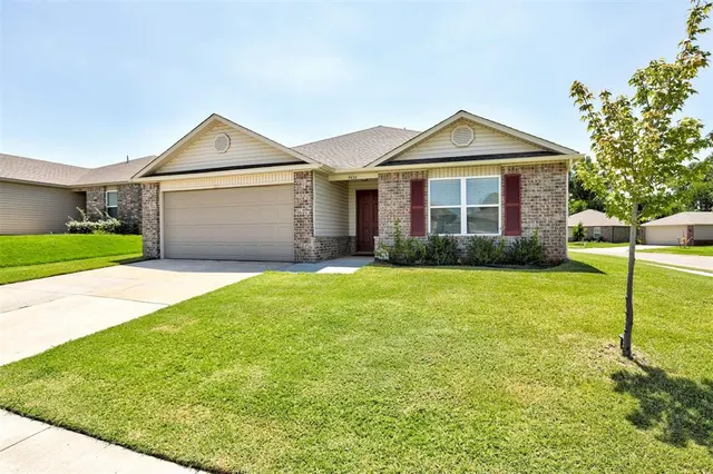 Photo 4 — 9436 SW 37th Street, Oklahoma City, OK 73179