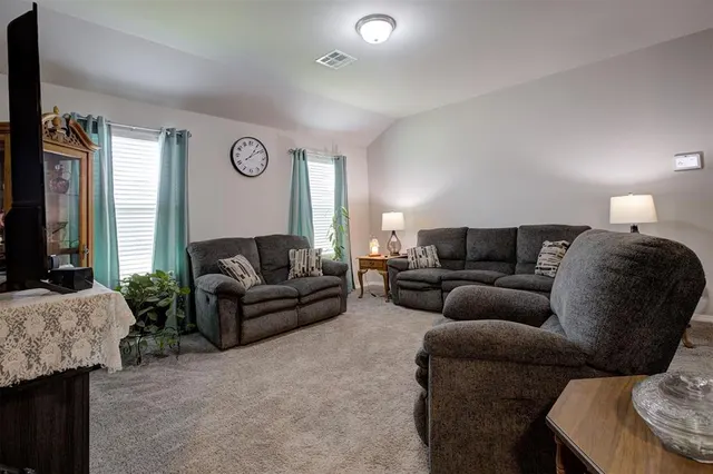 Photo 8 — 9436 SW 37th Street, Oklahoma City, OK 73179