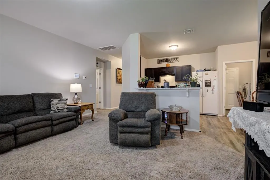 Photo 10 — 9436 SW 37th Street, Oklahoma City, OK 73179
