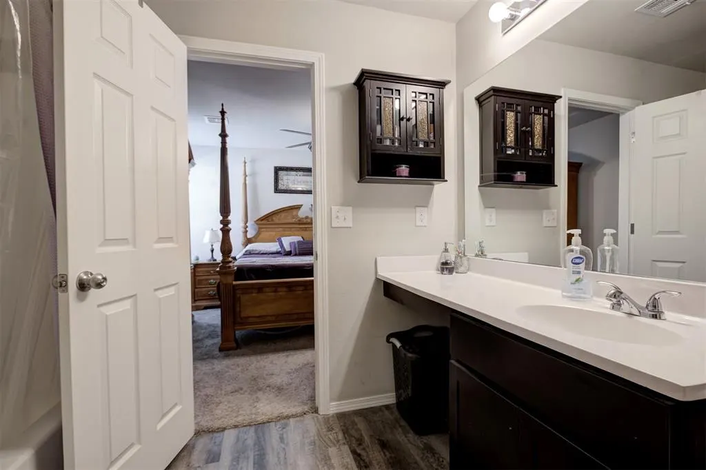 Photo 21 — 9436 SW 37th Street, Oklahoma City, OK 73179