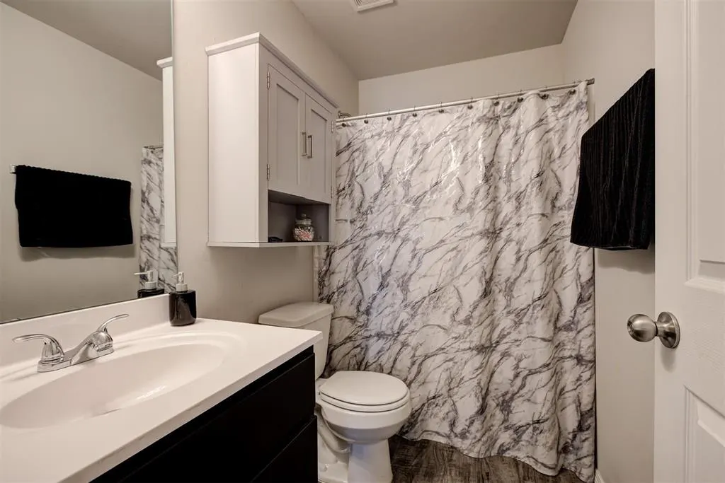 Photo 25 — 9436 SW 37th Street, Oklahoma City, OK 73179