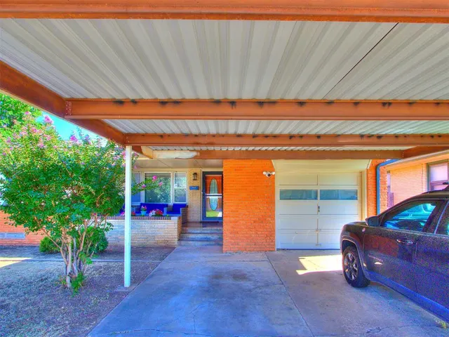 Photo 4 — 2836 SW 53rd Street, Oklahoma City, OK 73119