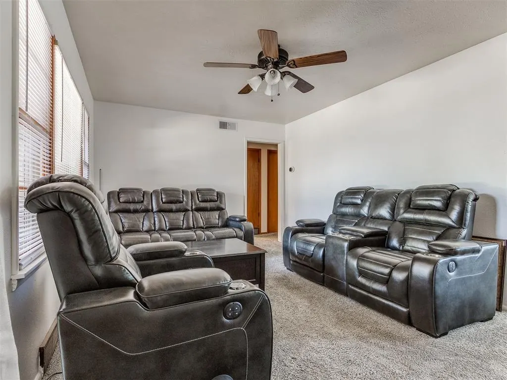 Photo 9 — 2836 SW 53rd Street, Oklahoma City, OK 73119