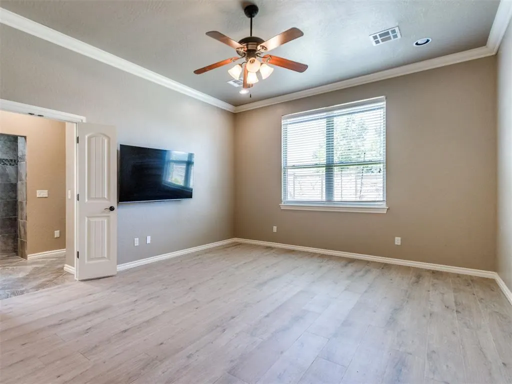 Photo 18 — 11917 Dornick Circle, Oklahoma City, OK 73162