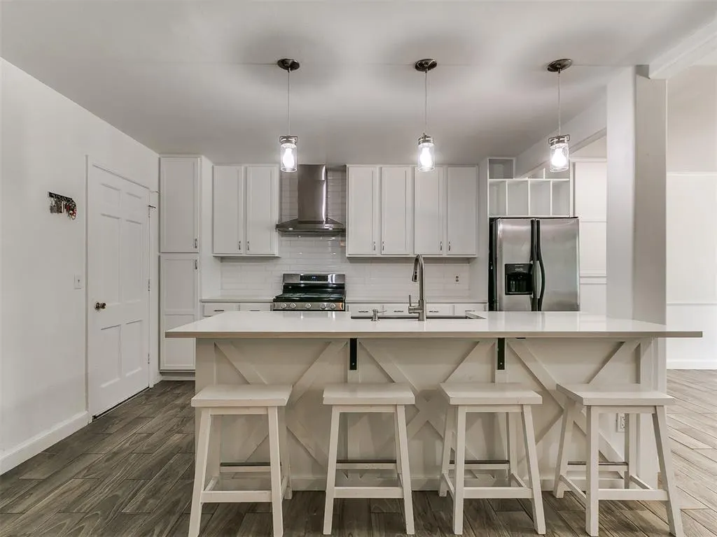 Photo 4 — 4221 NW 60th Place, Oklahoma City, OK 73112
