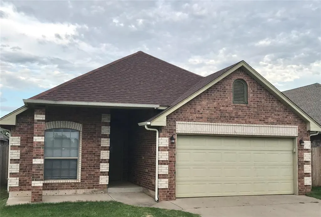 Front exterior — 11202 University Avenue, Oklahoma City, OK 73114
