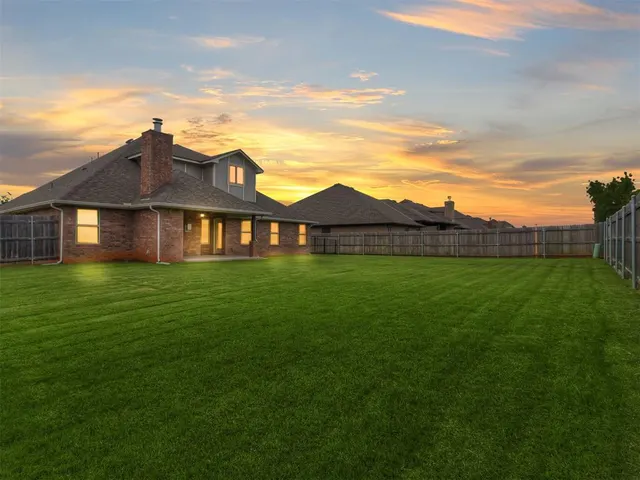 Photo 2 — 12917 Treemont Lane, Oklahoma City, OK 73142