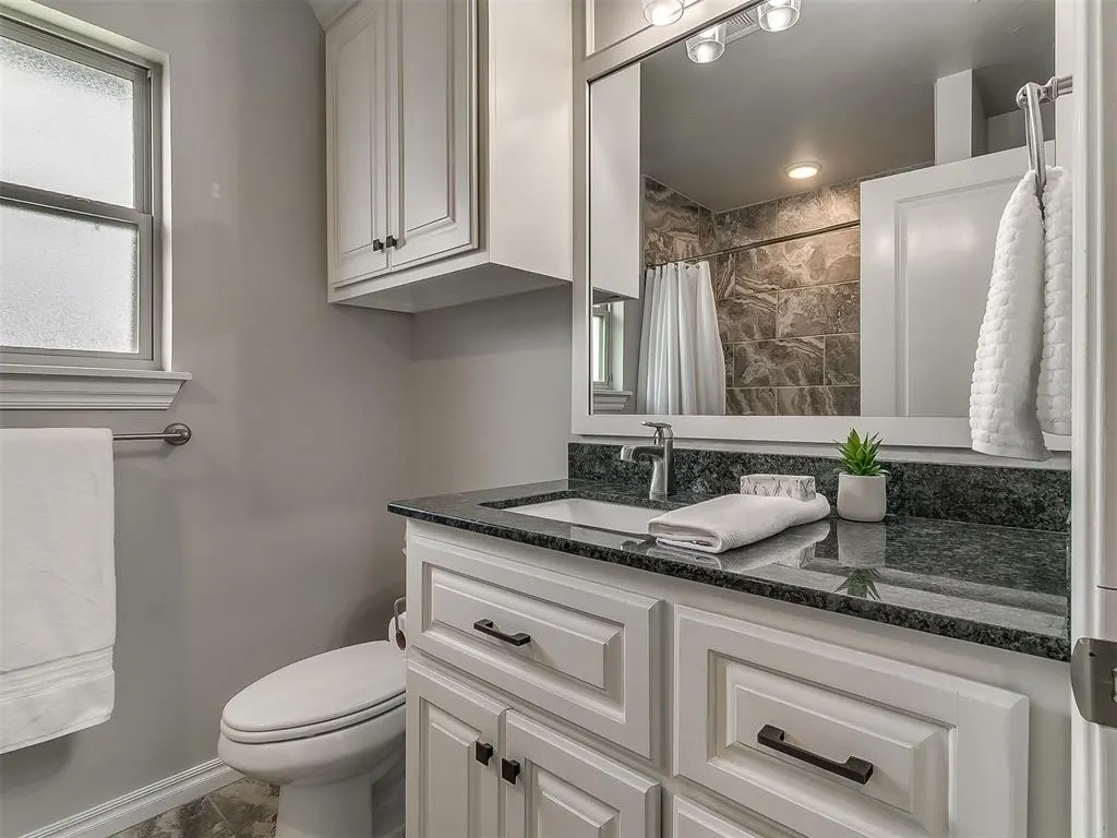 Photo 16 — 12917 Treemont Lane, Oklahoma City, OK 73142
