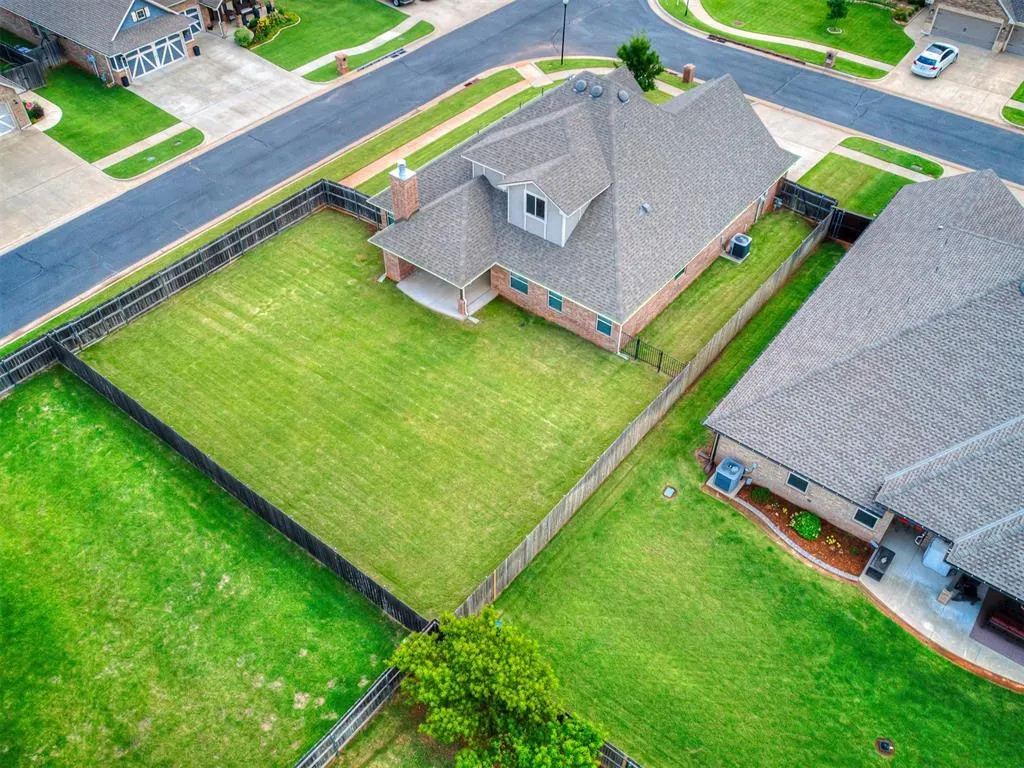 Photo 26 — 12917 Treemont Lane, Oklahoma City, OK 73142