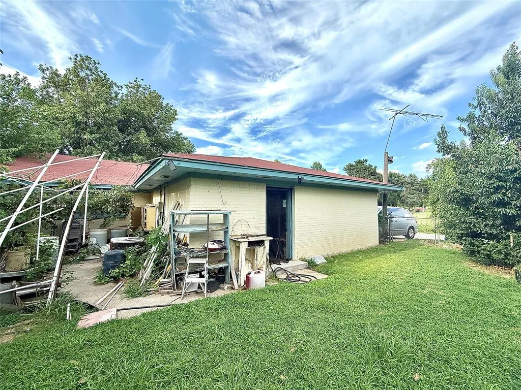 Photo 3 — 7700 NW 31st Street, Bethany, OK 73008