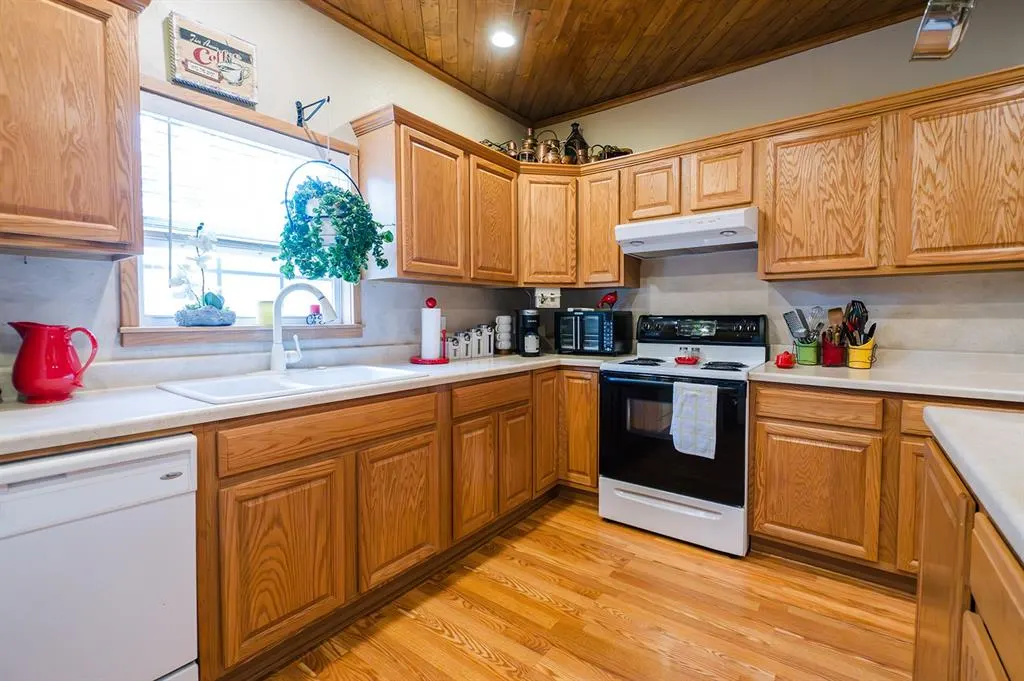 Photo 18 — 801 N Oak Street, Pauls Valley, OK 73075