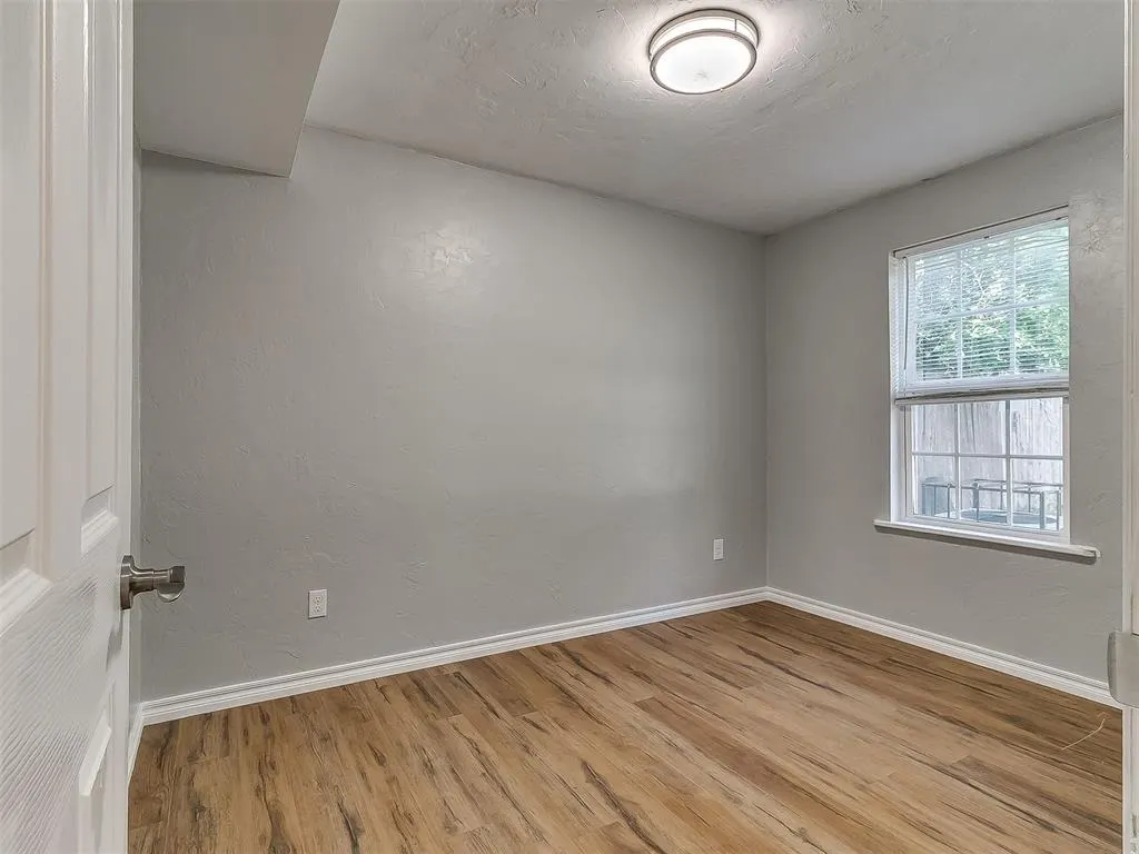 Photo 16 — 1521 N Drexel Boulevard, Oklahoma City, OK 73107