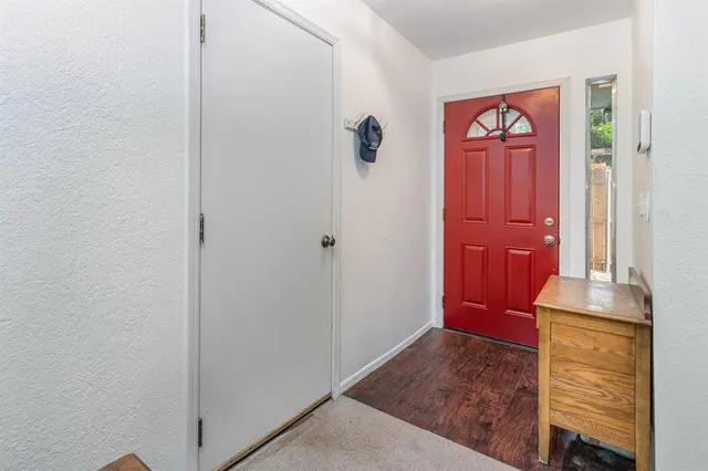 Photo 4 — 12221 Cork Road, Oklahoma City, OK 73162