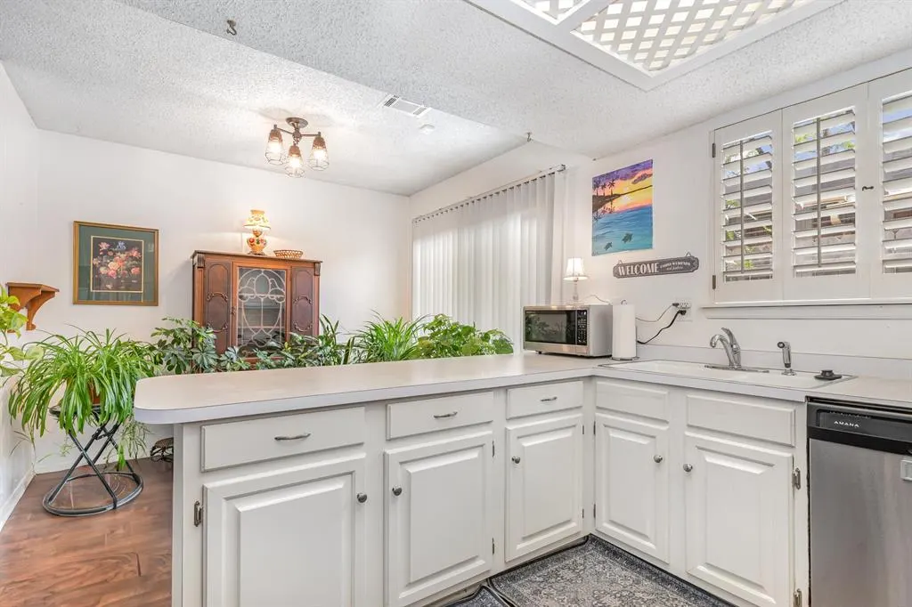Photo 13 — 12221 Cork Road, Oklahoma City, OK 73162